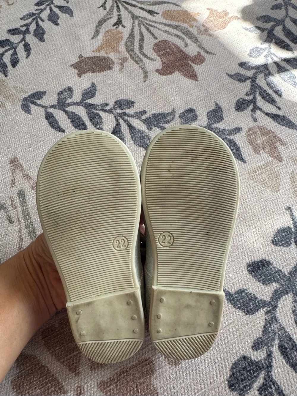 Naturino Girls Metallic Silver Mary Jane Shoes with Bow size 22